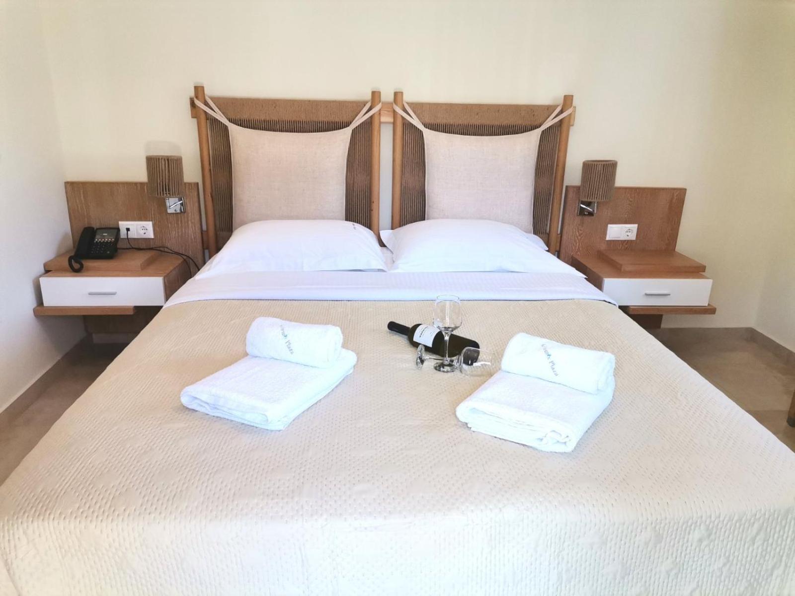 Artemis Plaza Aparthotel Agia Paraskevi  Eksteriør bilde