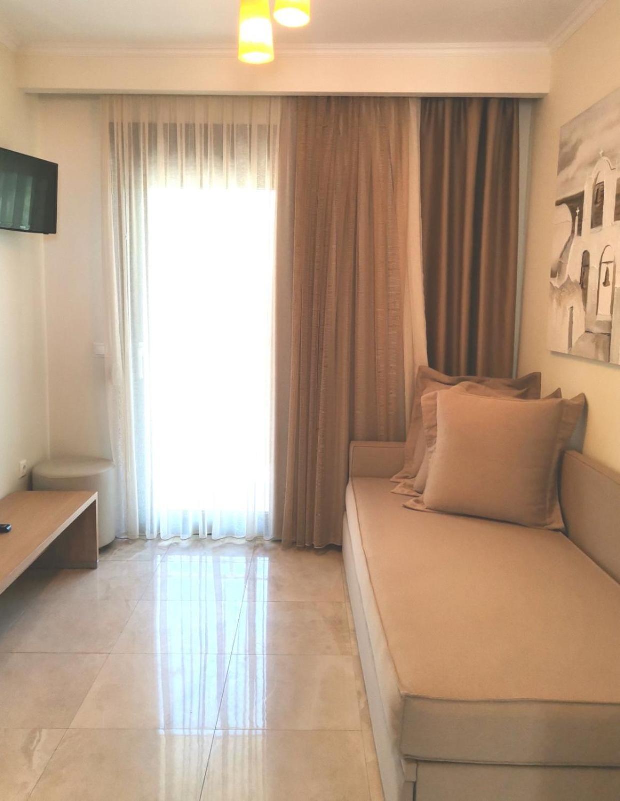Artemis Plaza Aparthotel Agia Paraskevi  Eksteriør bilde