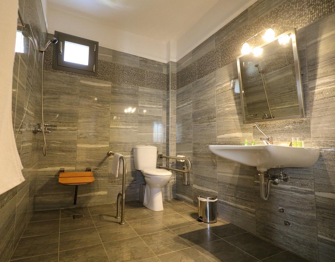 Artemis Plaza Aparthotel Agia Paraskevi  Eksteriør bilde